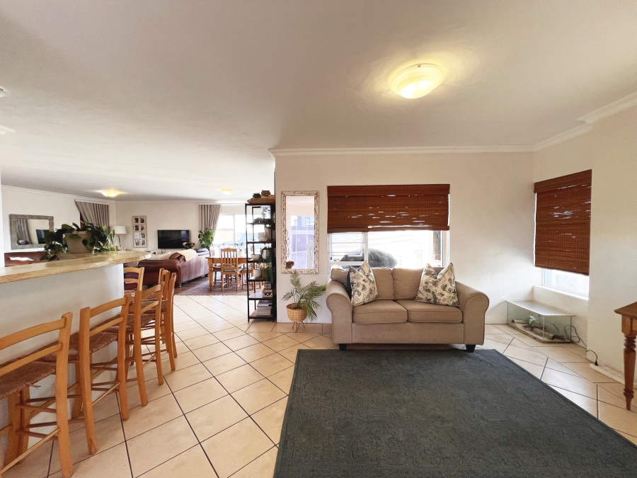 4 Bedroom Property for Sale in Calypso Beach Western Cape